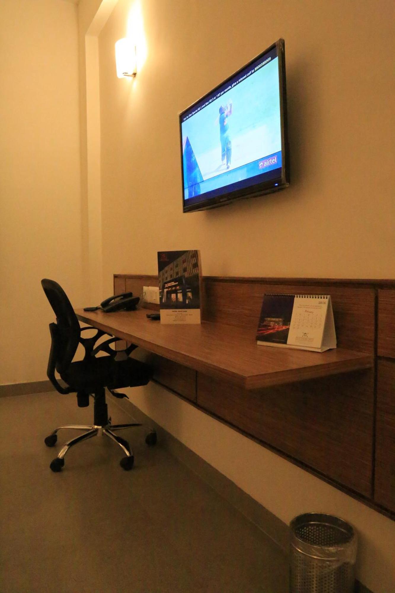 Max Hotels Jabalpur Zimmer foto